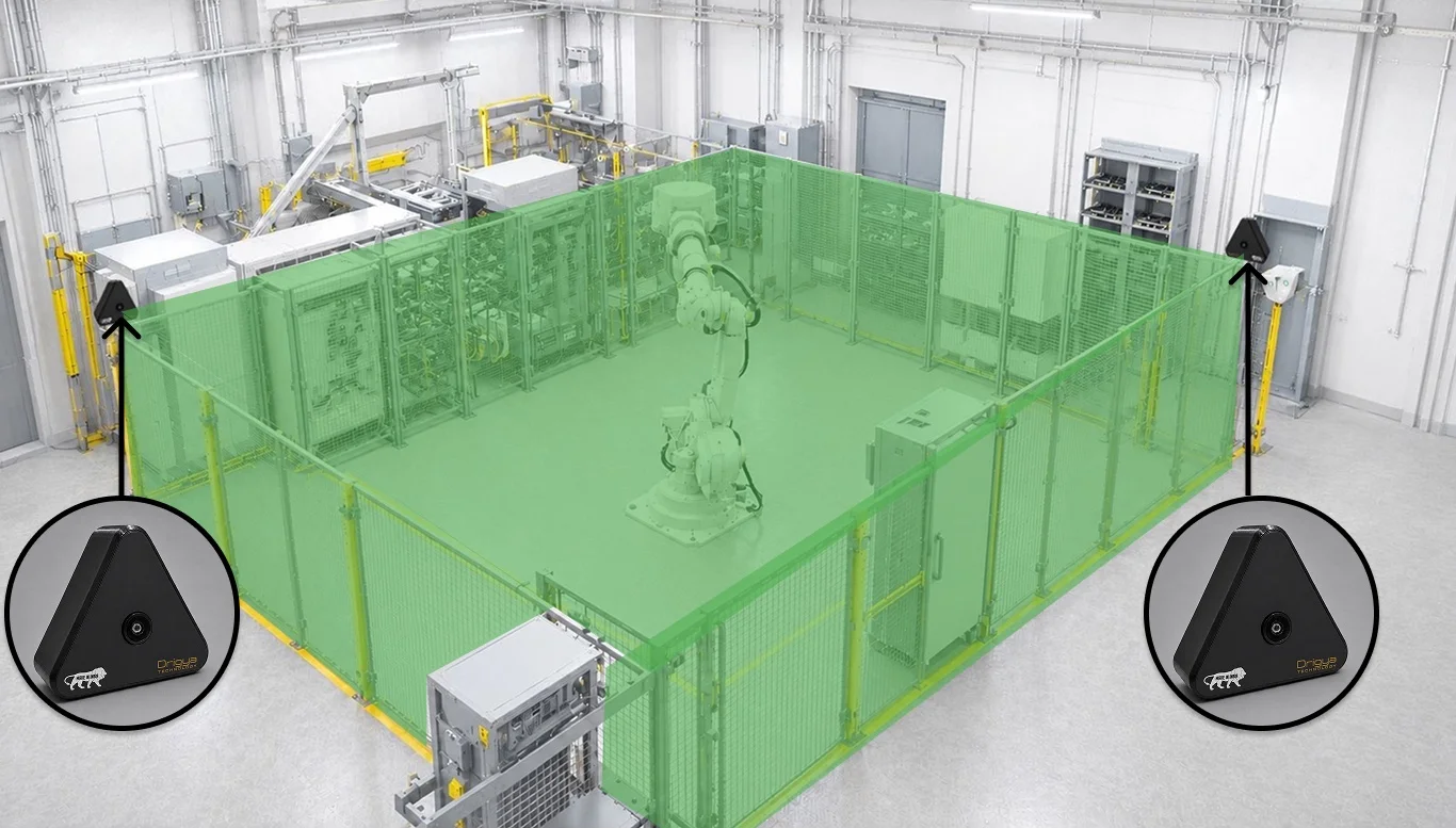DT02 safety camera scanning a clear robot cell zone before startup — zone clear, machine starts safely